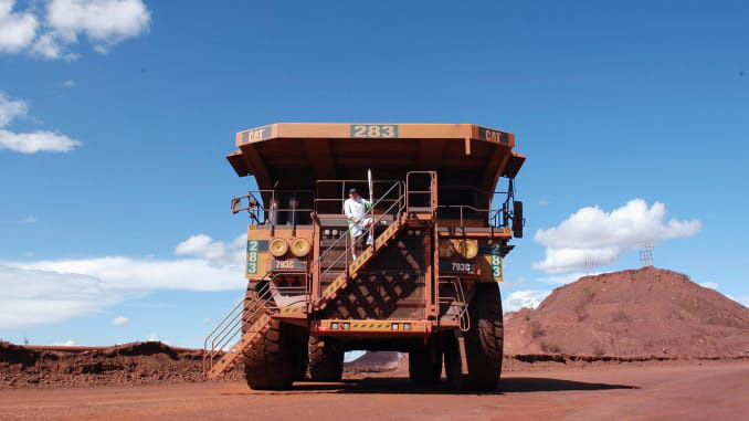 Giá thép xây dựng hôm nay (19/2): Giá quặng sắt tiếp tục tăng khi Rio Tinto hạ triển vọng sản xuất