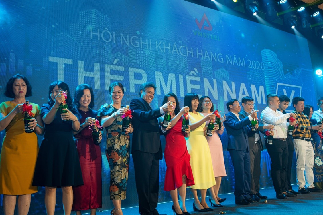 Thép Miền Nam - VNSTEEL: Hội nghị khách hàng 2020 tri ân những người đồng hành