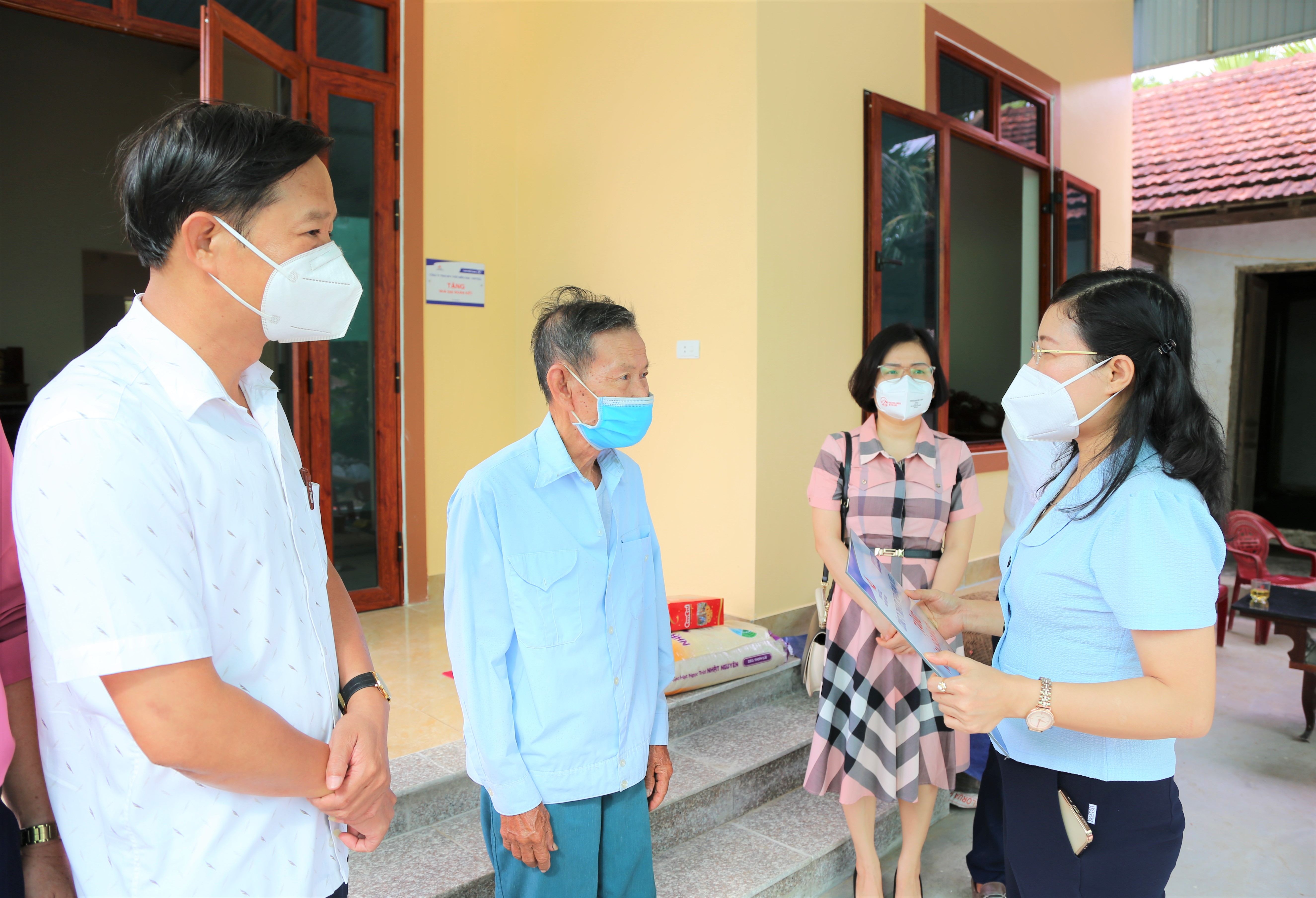 Hoàn thành 5 ngôi nhà “Đại đoàn kết” cho hộ nghèo ở huyện Thạch Hà