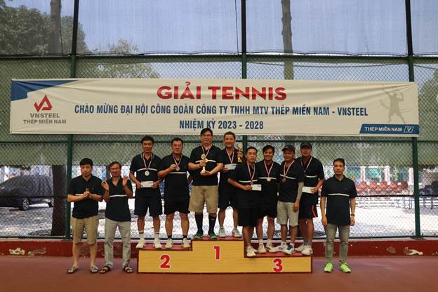 THÉP MIỀN NAM-VNSTEEL TỔ CHỨC GIẢI TENNIS CHÀO MỪNG ĐẠI HỘI CÔNG ĐOÀN CÔNG TY NHIỆM KỲ 2023 - 2028