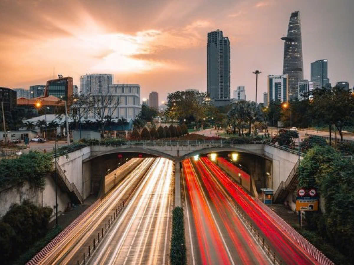Thép Miền Nam /V/: Tự hào kiến quốc!