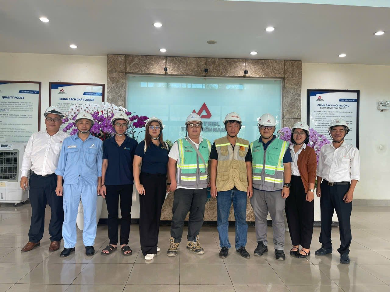Đoàn đại diện Tư vấn và Nhà thầu thi công dự án Cảng Hàng không Quốc tế Long Thành tham quan Công ty TNHH MTV Thép Miền Nam – VNSTEEL